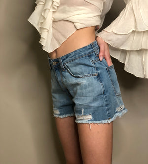 Short jeans