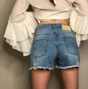 Short jeans